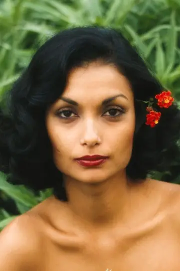 Photo Shakira Caine #123550