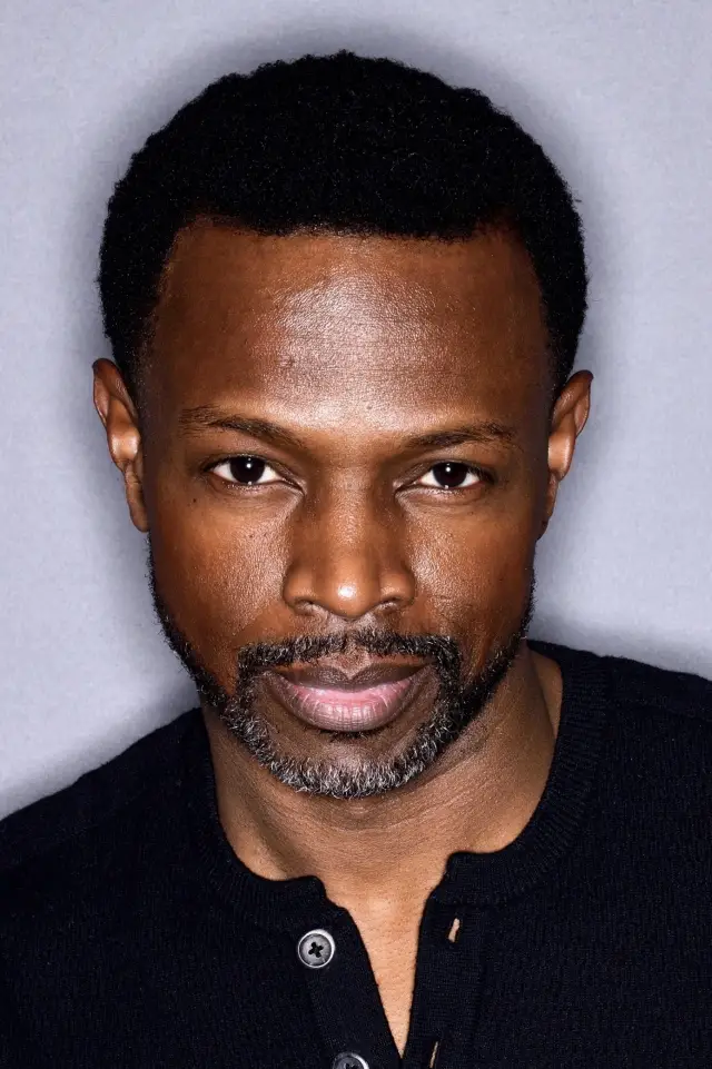 Photo Sean Patrick Thomas