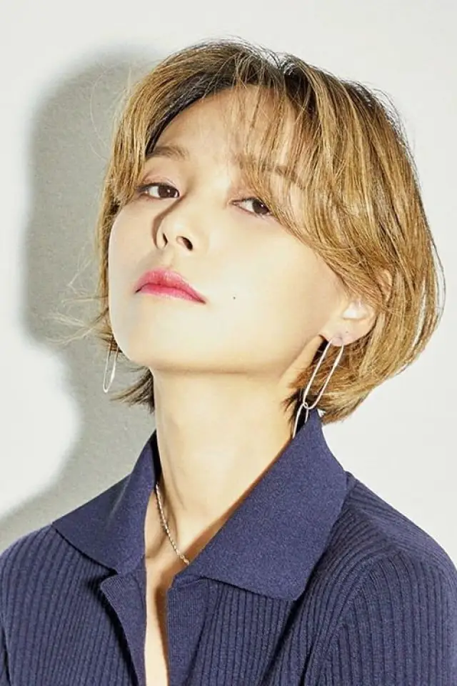 Photo Min Sun-ye