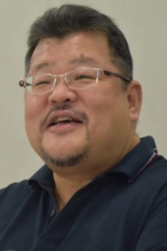 Photo Takeharu Sakurai