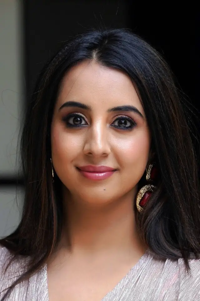 Photo Sanjjanaa Galrani