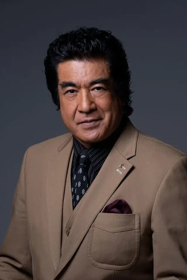 Photo Hiroshi Fujioka