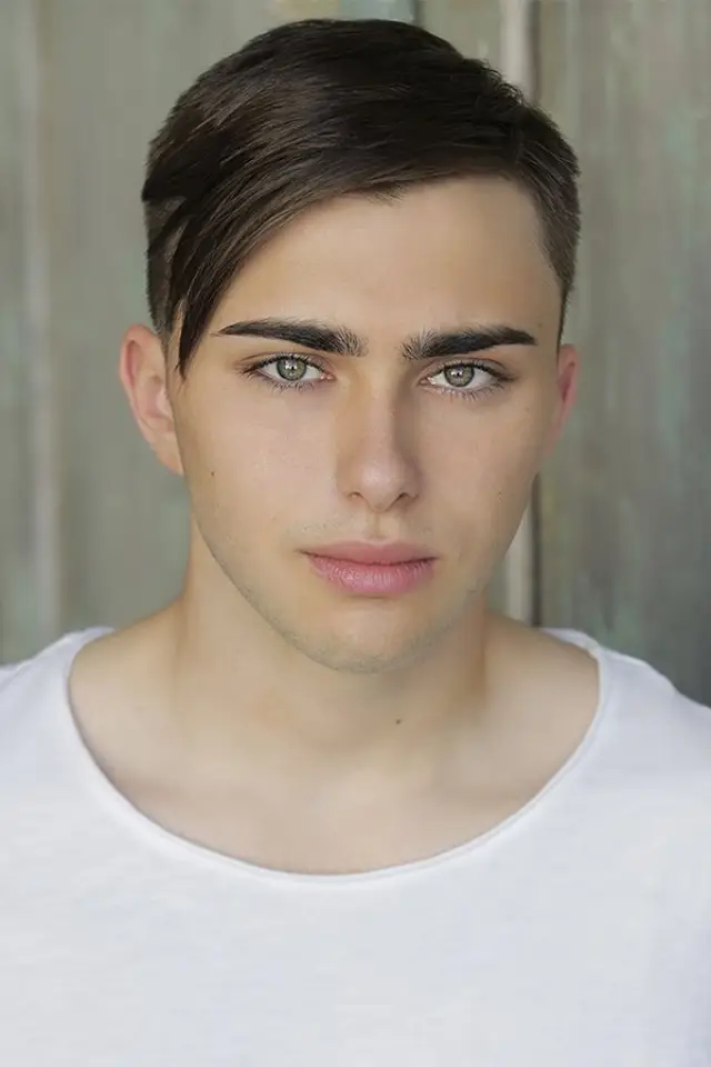 Photo Cole Vallis