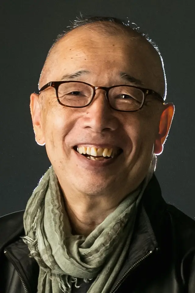 Photo Shin Kawabe