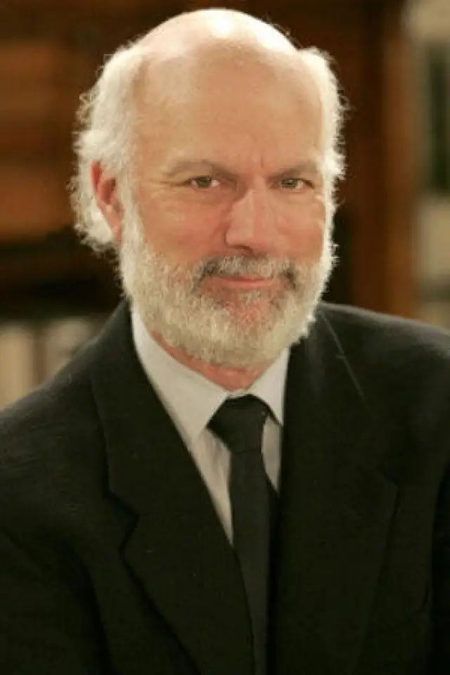Photo James Burrows