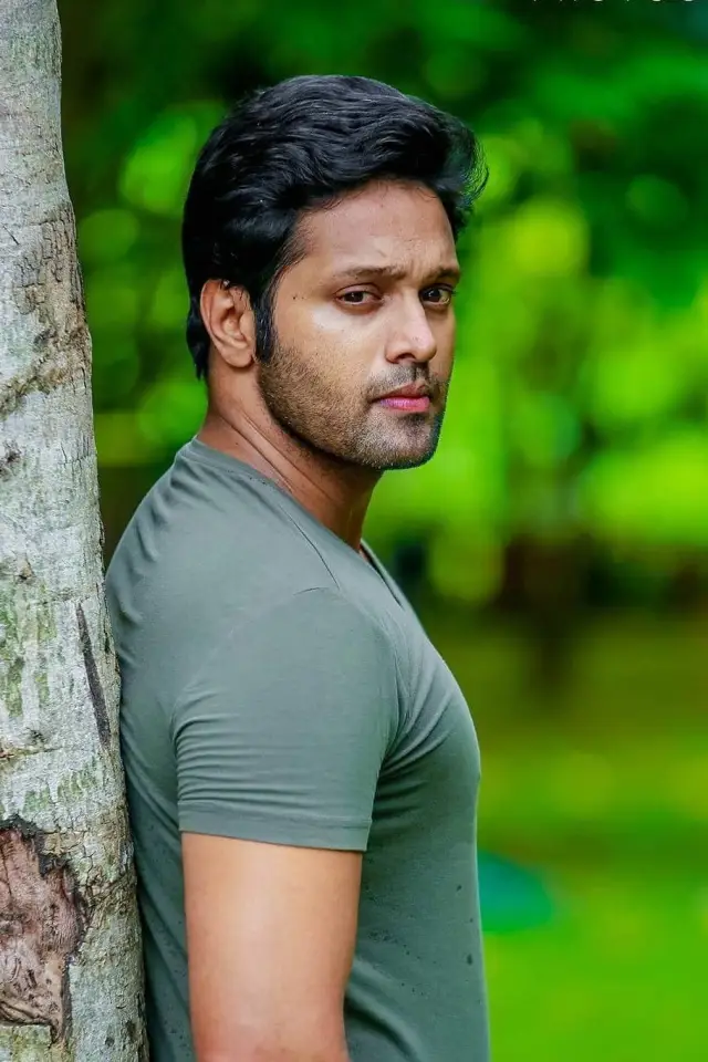 Photo Roshan Ranawana