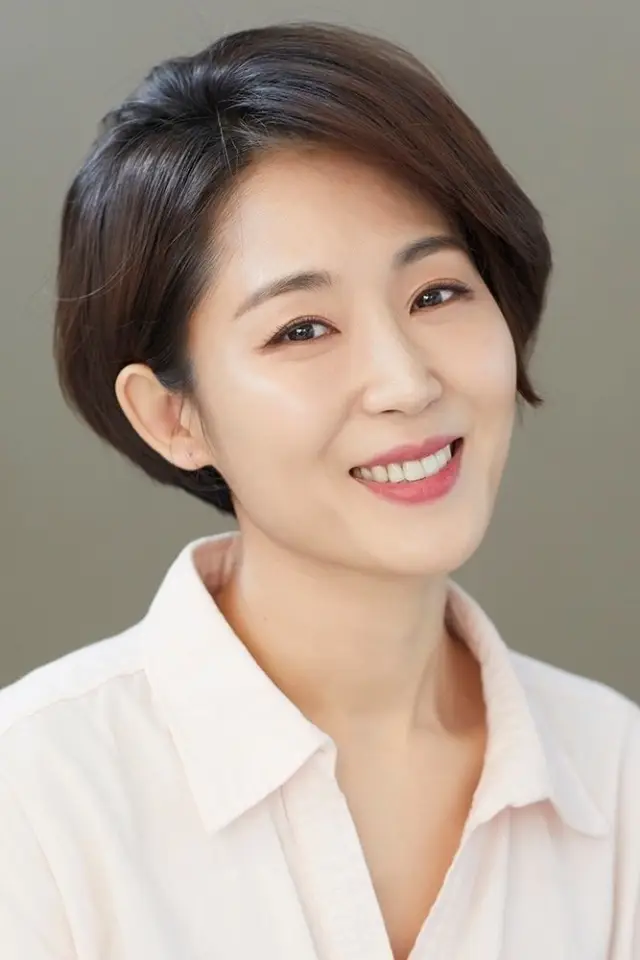 Photo Son Ji-yoon