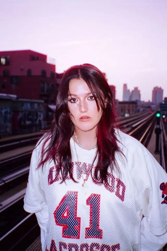 Photo Chelsea Cutler