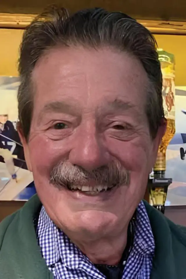 Photo Charlie Simonds