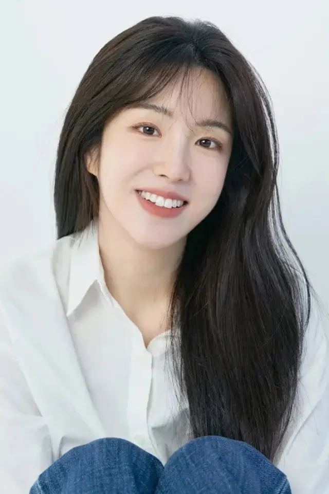 Photo Bae Jin-yea