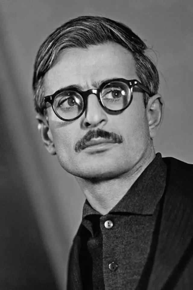 Photo Marlen Khutsiyev
