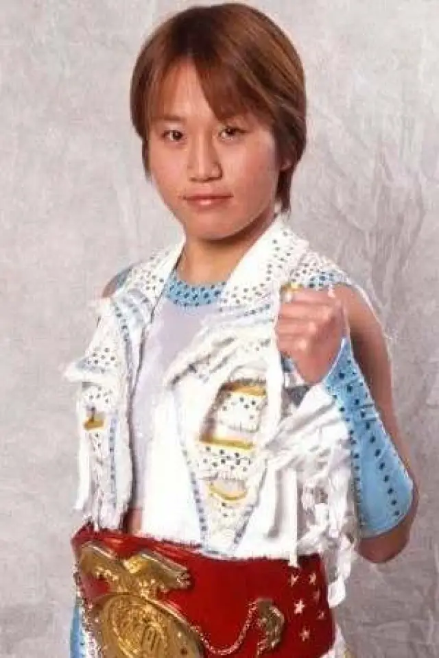 Photo Momoe Ōe