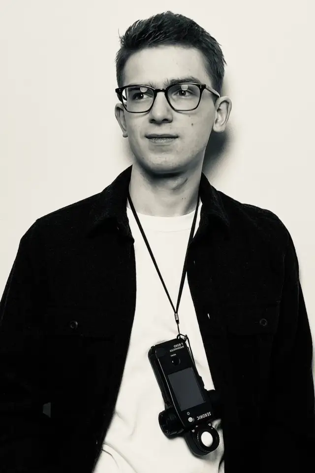 Photo Tom Lawson