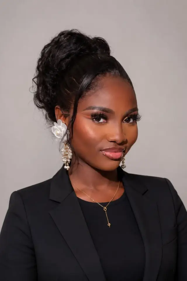 Photo Adeola Zainab