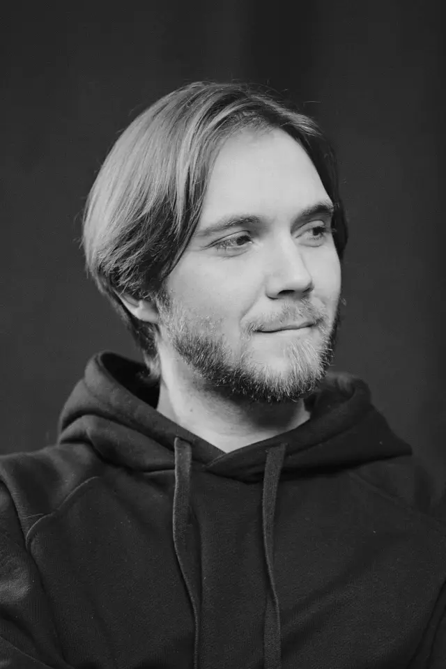 Photo Max Grebenyuk