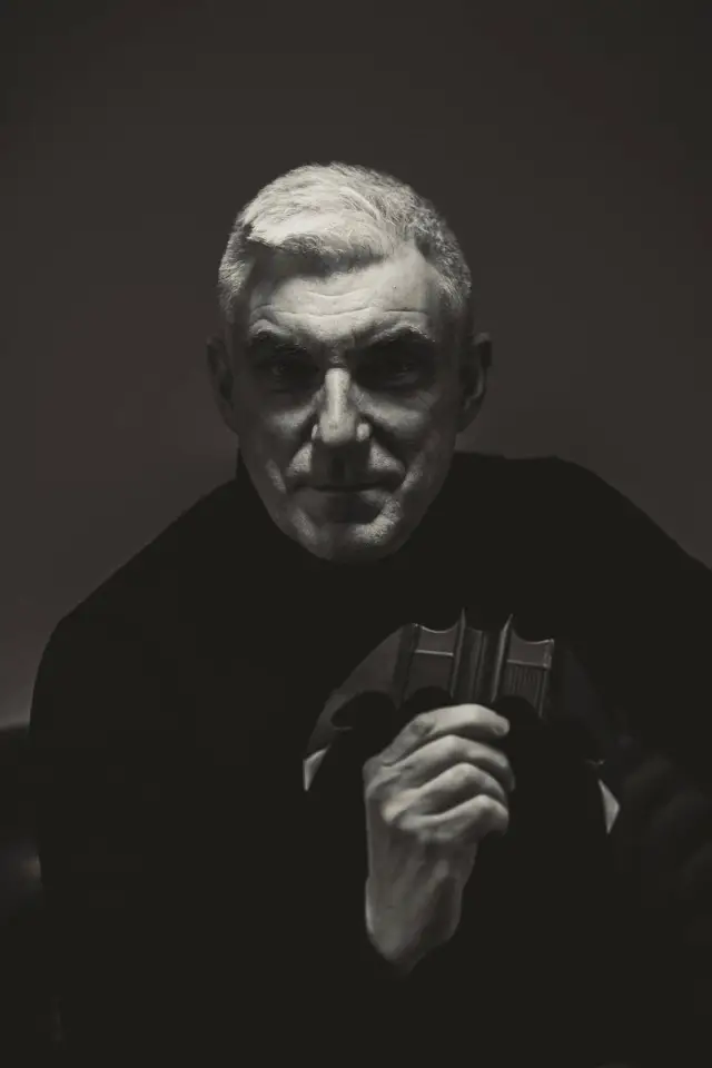 Photo Carl Newman