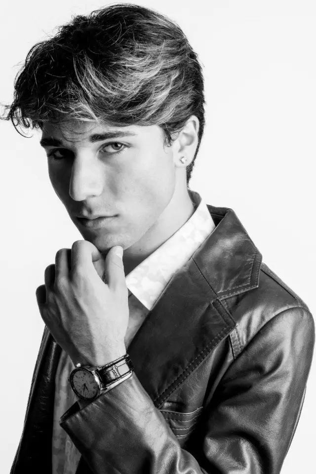 Photo Adam Angel