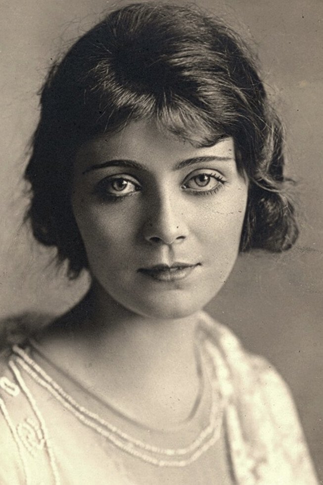 Photo Dorothy Devore