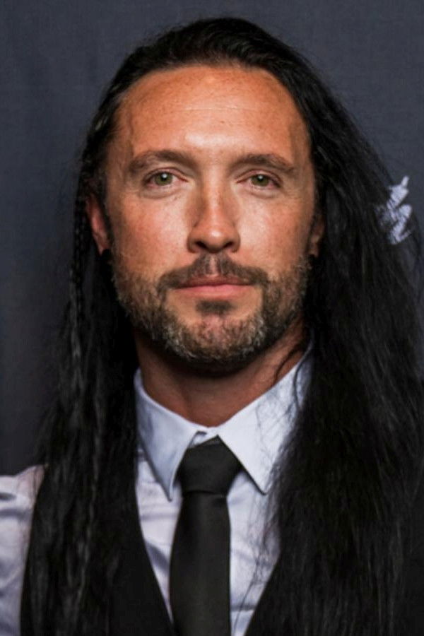 Photo Kyle Kauwika Harris