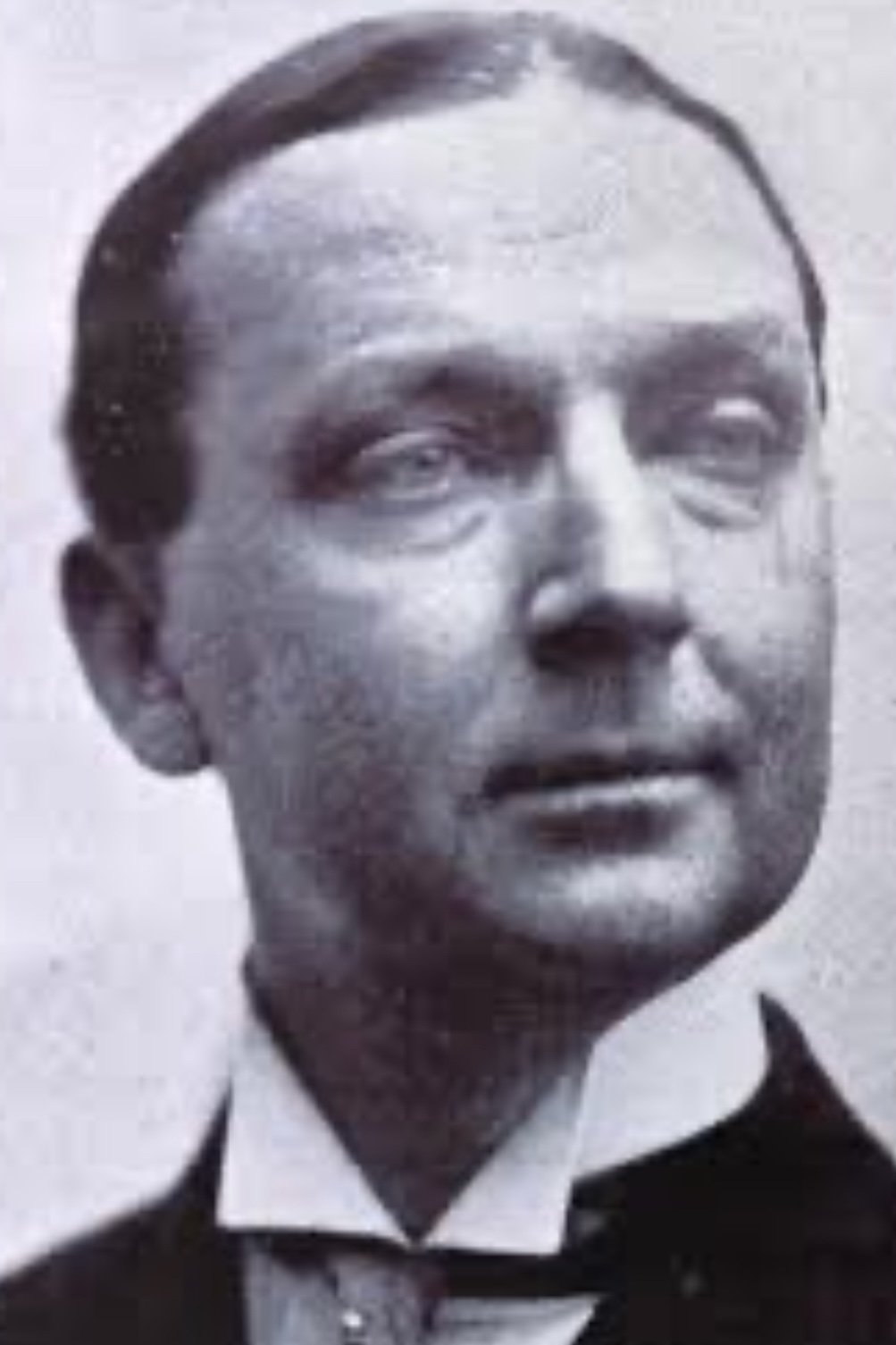 Photo Glen MacDonough