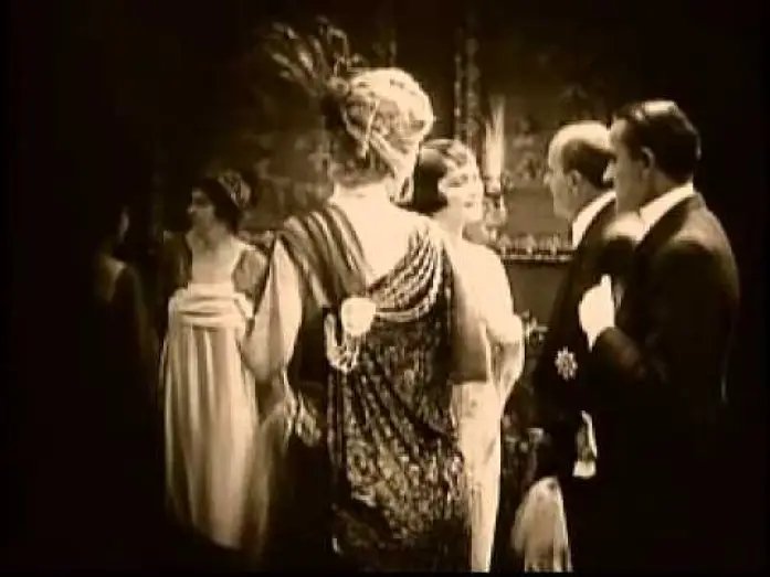 Watch film Intolerance: Love's Struggle Throughout the Ages — Intolerance: love's struggle throughout the ages (1916) D. W Griffith