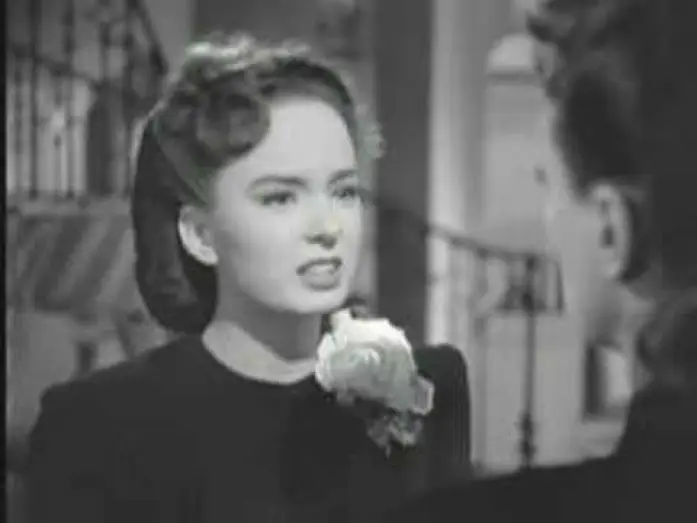 Watch film Mildred Pierce — Mildred Pierce - Vida & Mildred fight