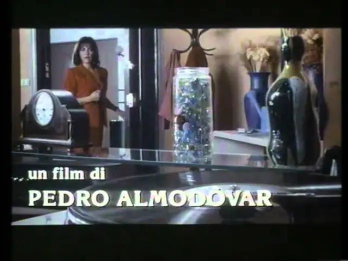 Watch film Women on the Verge of a Nervous Breakdown — Donne sull'orlo di una crisi di nervi trailer ita