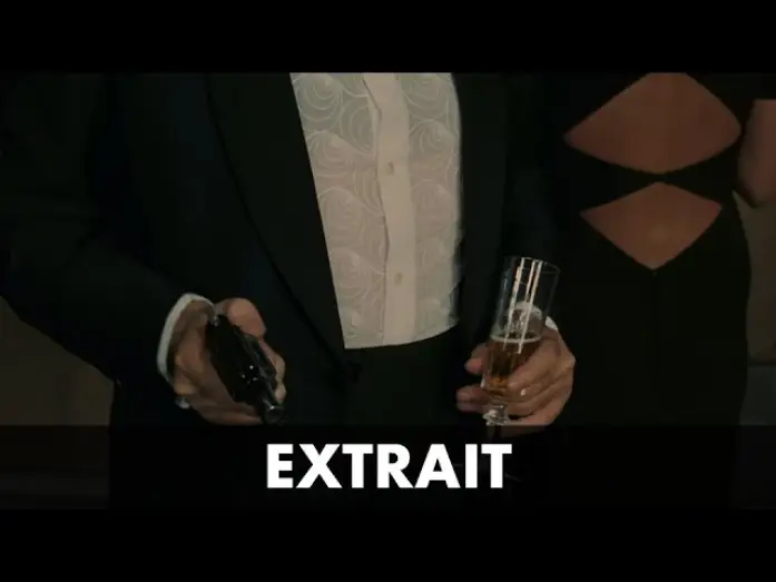 Watch film The Discreet Charm of the Bourgeoisie — LE CHARME DISCRET DE LA BOURGEOISIE - Extrait #3 - Luis Buñuel