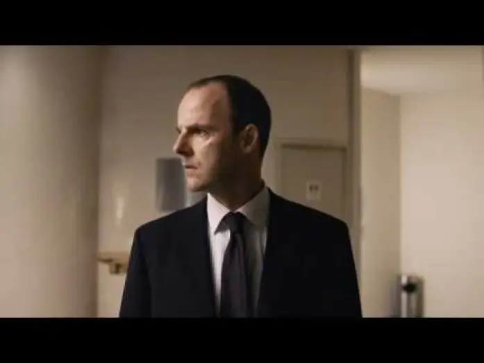 Watch film The International — 'Guggenheim'