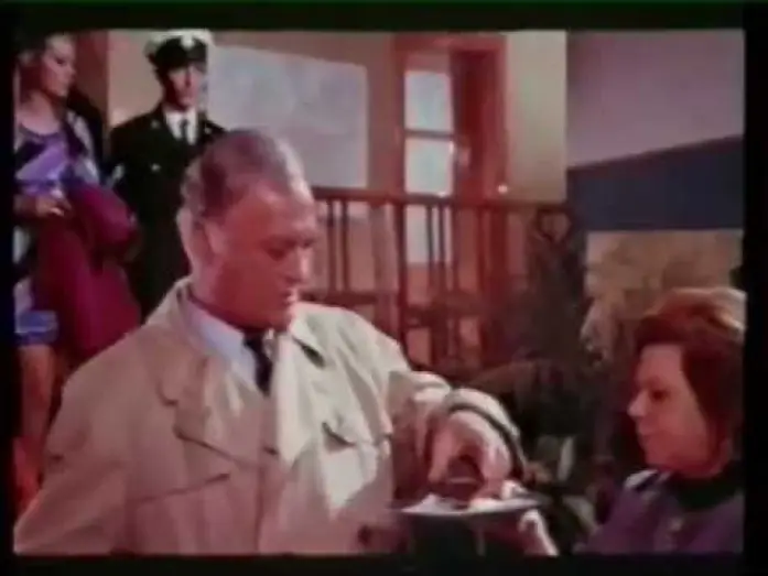 Watch film Das Stunden-Hotel von St. Pauli — DAS STUNDENHOTEL VON ST. PAULI (1970) ~ [Zusammenschnitt]