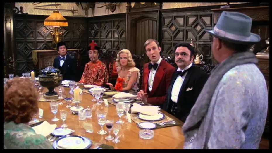 Watch film Murder by Death — Un cadavre au dessert 01