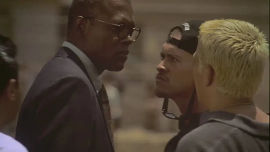 Watch film One Eight Seven — Trailer 187 – EINE TÖDLICHE ZAHL (Deutsch) mit Samuel L. Jackson