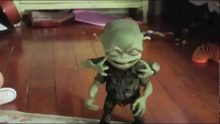 Watch film Aliens in the Attic — Alieni In Soffitta - Trailer Italiano