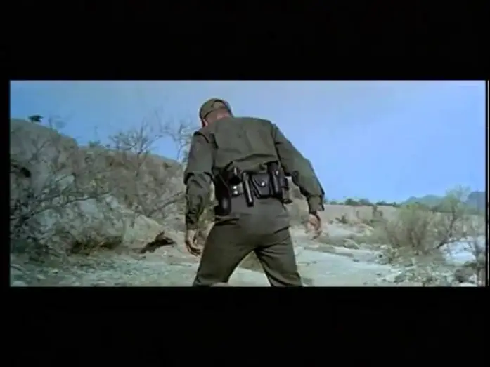 Watch film The Three Burials of Melquiades Estrada — Trois enterrements (2004) bande annonce