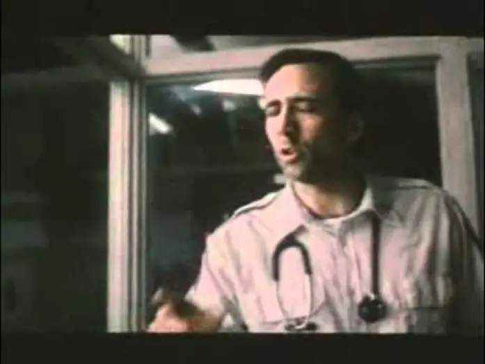Watch film Bringing Out the Dead — Al di là della vita (1999) - Trailer ITALIANO