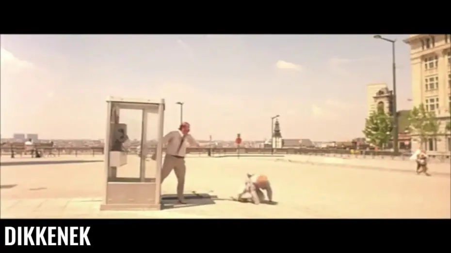 Watch film Dikkenek — Dikkenek - Scène culte - Ou tu sors ou jte sors !