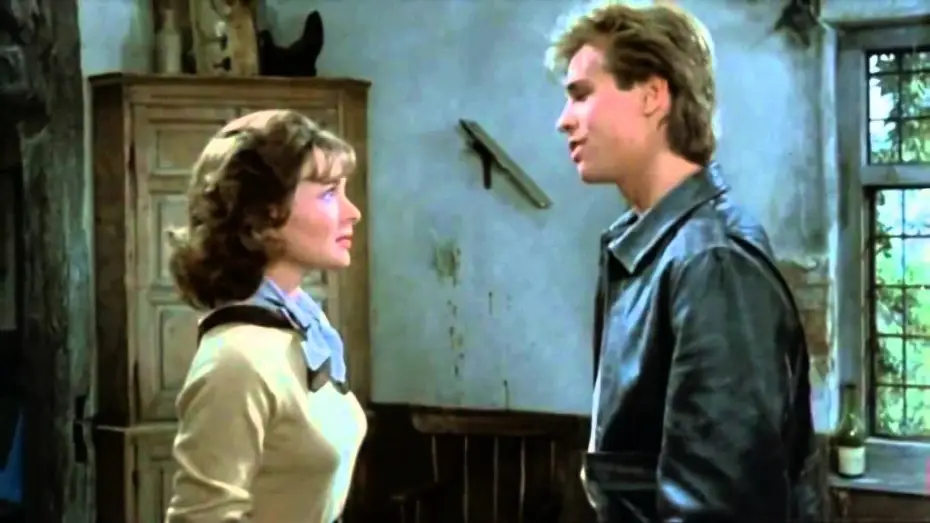 Watch film Top Secret! — Top Secret (1984) Bande annonce ciné française