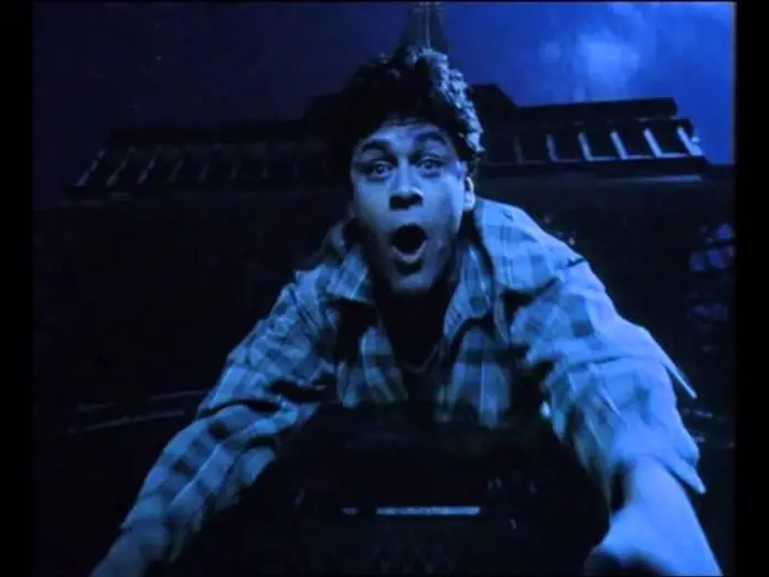 Watch film An American Werewolf in Paris — Le Loup-garou de Paris (1997) Bande-annonce française