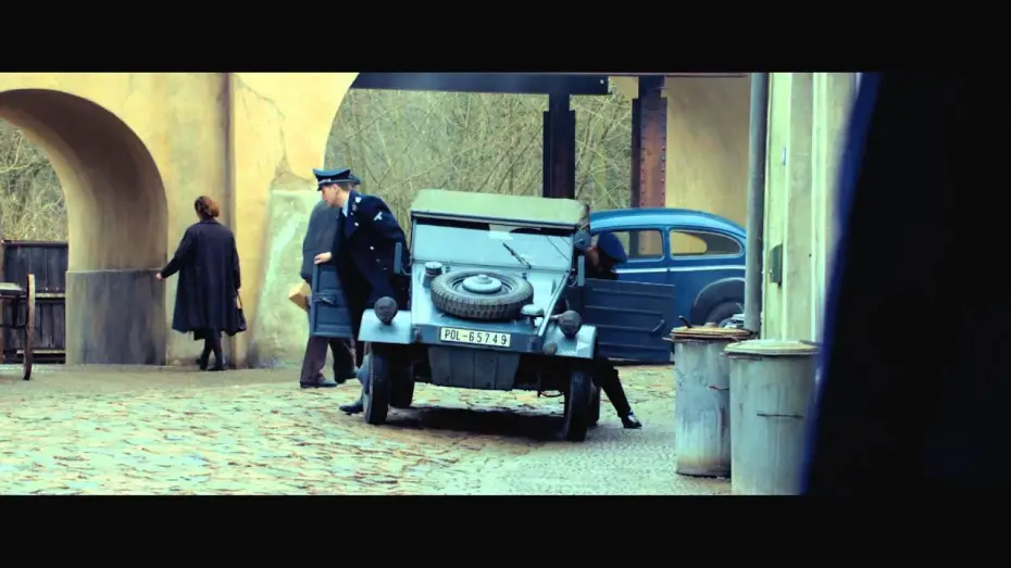 Watch film The Book Thief | LA LADRONA DE LIBROS - TRAILER OFICIAL ESPA&Ntilde;A