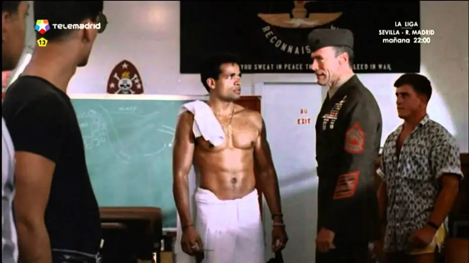 Watch film Heartbreak Ridge — El Sargento de Hierro. Escena Mítica.