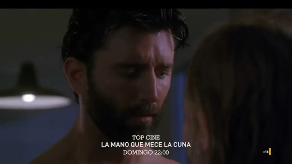 Watch film The Hand that Rocks the Cradle — La mano que mece la cuna (1992) Trailer español