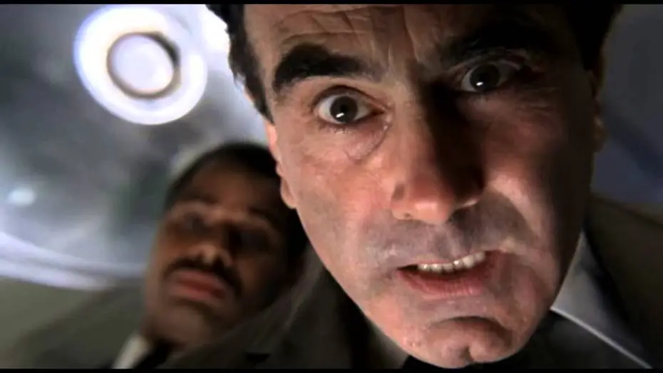 Watch film Freeway — Freeway (1996) "Hat diese Person auf Sie geschossen?" [Scene] German