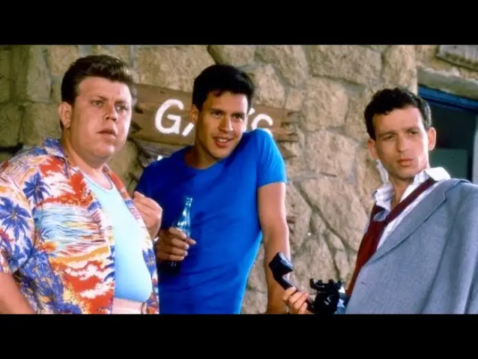 Watch film Summertime Blues | Trailer EIS AM STIEL 8. TEIL - SUMMERTIME BLUES (1988, Zachi Noy, Jonathan Sagall, Jesse Katzur)
