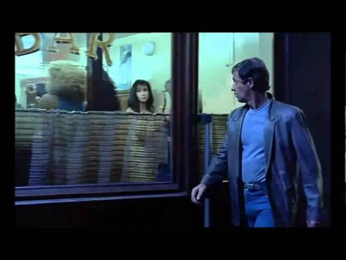 Watch film The Outsider | Le Marginal - Bande Annonce [VF]