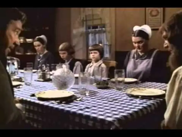 Watch film For Richer or Poorer — For Richer or Poorer Trailer 1997