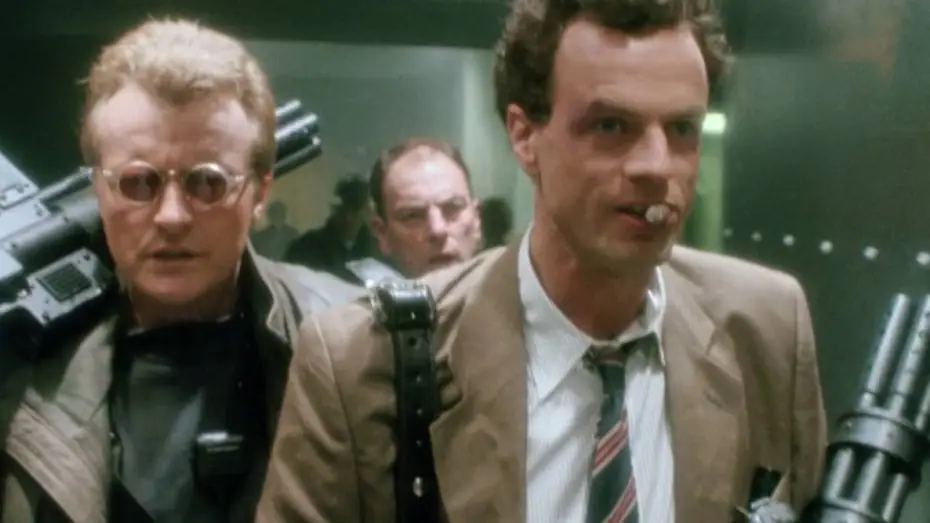 Watch film Split Second — Нам нужны пушки побольше! (эпизод, "Считанные секунды / Split second", 1992)