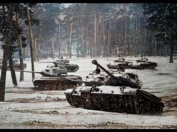 Watch film Battle of the Bulge — La Bataille des Ardennes - Extrait - Blitzkrieg