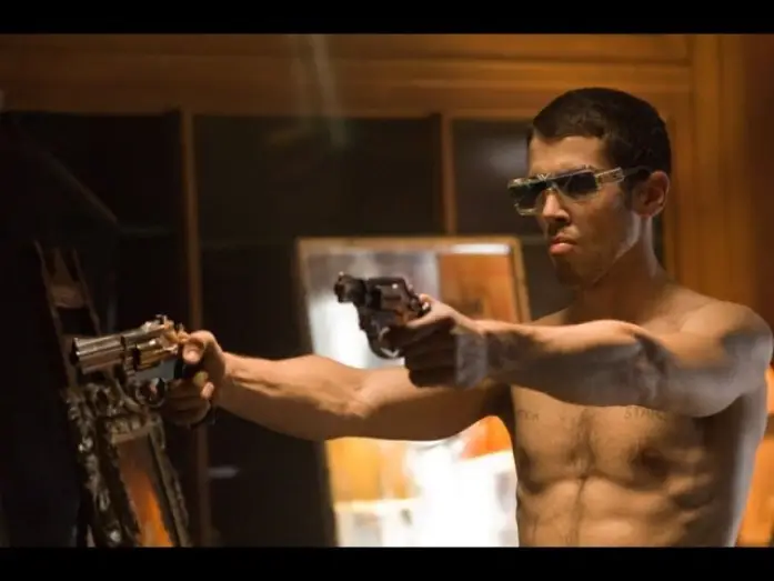 Watch film RocknRolla — ROCK N ROLLA Trailer German Deutsch (2008)