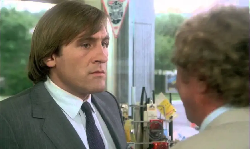 Watch film The ComDads — Les Compères (1983) -  Extrait "Il est bouleversé"