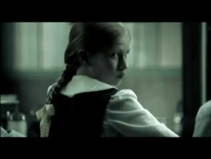 Watch film The Uninvited — Presencias extrañas - Tráiler castellano - www.enelcine.es